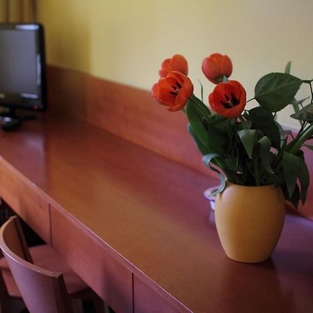 Marbela Apartments & Suites Palerme Extérieur photo