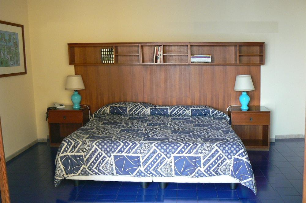 Marbela Apartments & Suites Palerme Extérieur photo